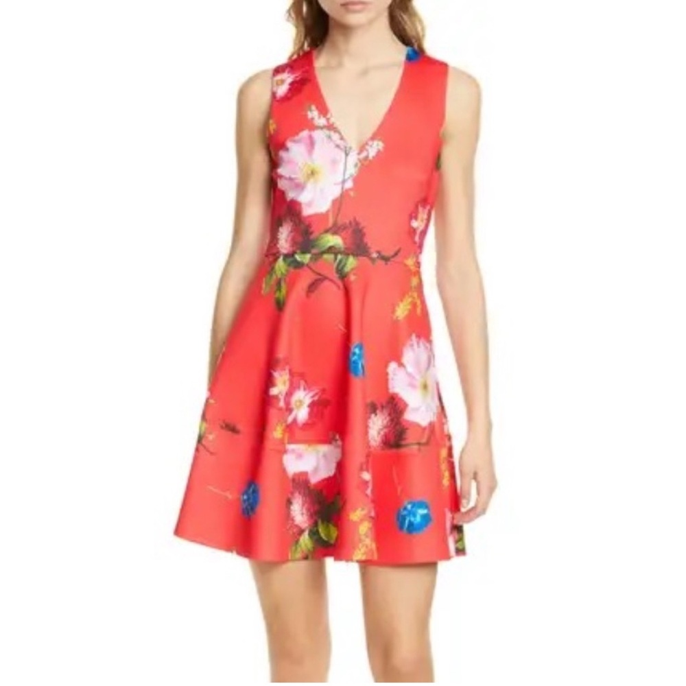 Ted Baker London Kinle V Neck Scuba Floral Mini‎ Dress in Red Size 4